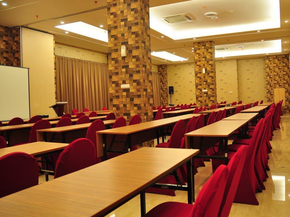 Grand Hap Solo Hotel Ngoại thất bức ảnh