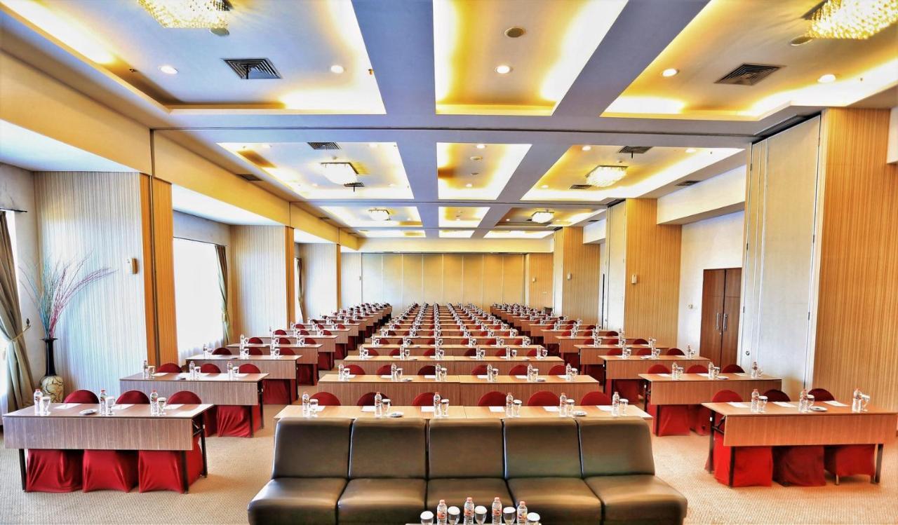 Grand Hap Solo Hotel Ngoại thất bức ảnh