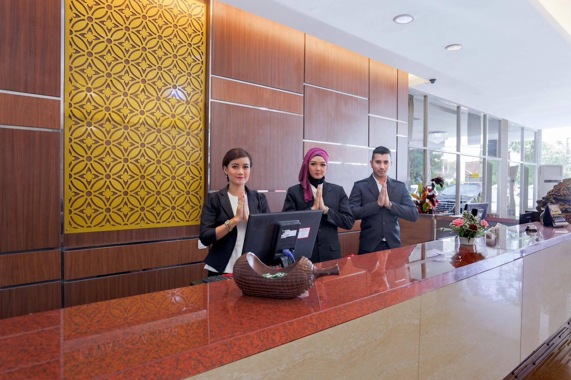 Grand Hap Solo Hotel Ngoại thất bức ảnh